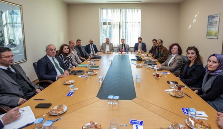 Büyükşehir, kıyı ilçelerindeki üreticileri dinledi
