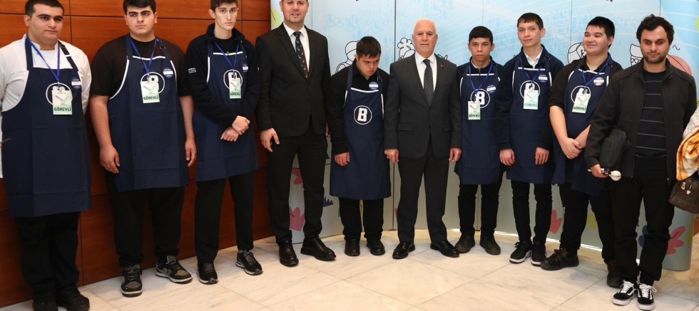 Büyükşehir’le engeller aşılıyor