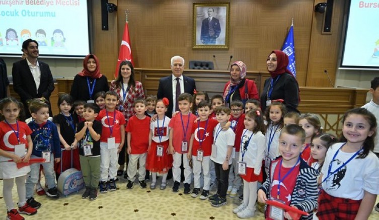 Büyükşehir Meclisi’nde söz hakkı çocukların