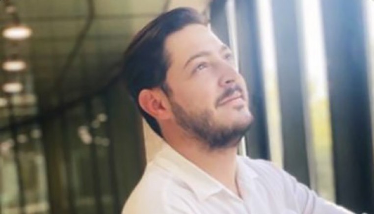 Çatı katından düşen adam hayatını kaybetti