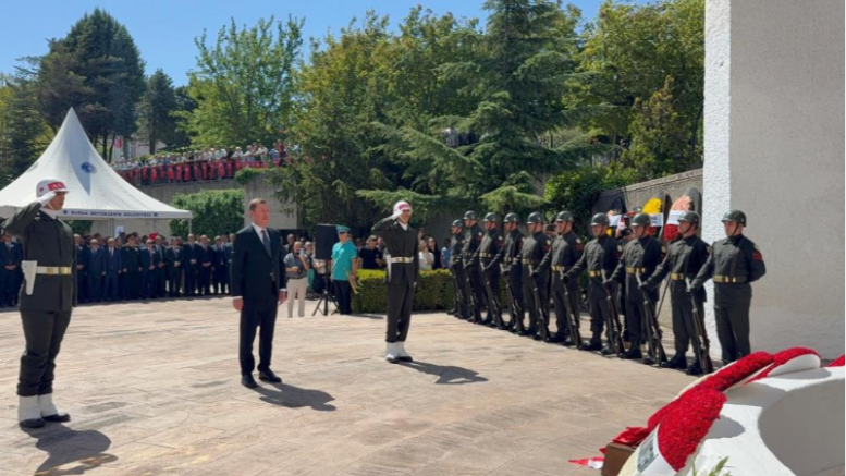 Celal Bayar Bursa'daki kabri başında anıldı