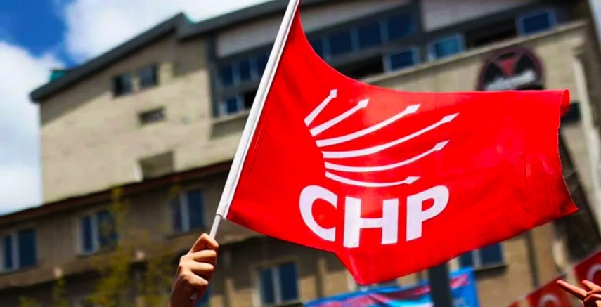 CHP'de Kurultay günü; Özgür Özel'in rakipleri var...