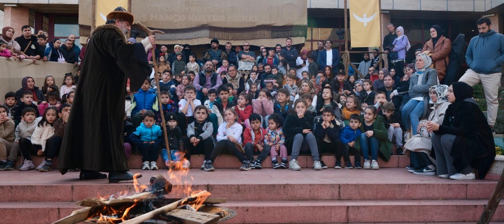 Çocuklar kültür sanatla büyüyor