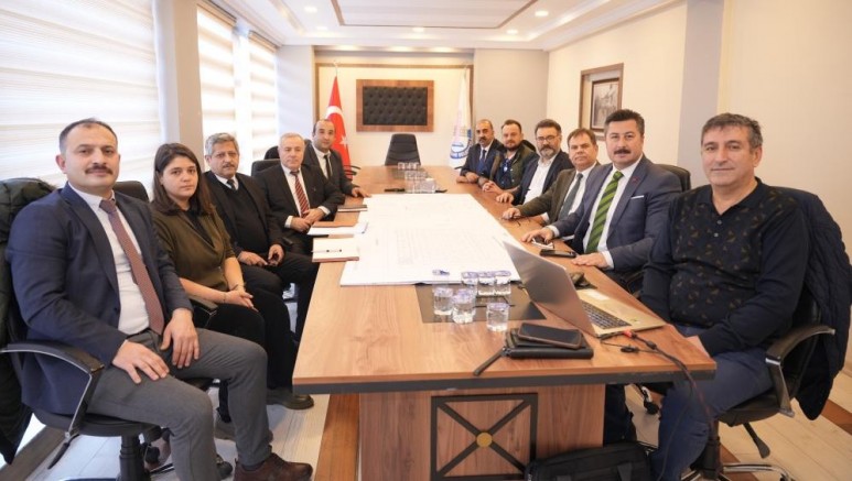 Cumartesi kapalı pazar yeri proje çalışmaları başladı