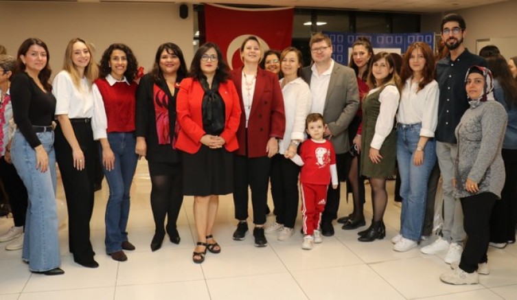 Cumhuriyet’in ışığında inşa etmeye devam edeceğiz