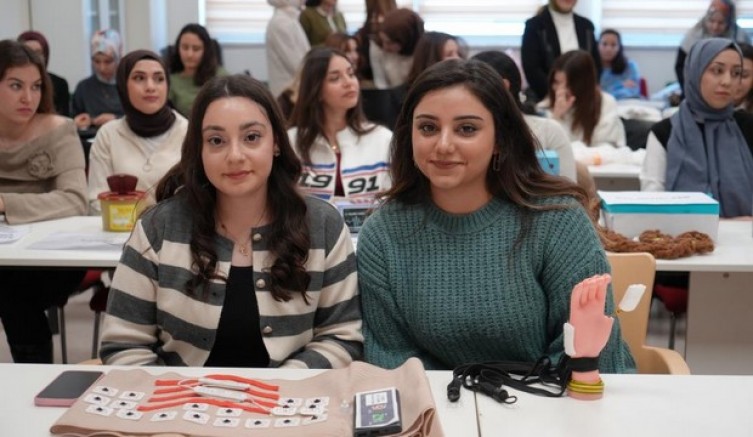 Depremzede anneler ve hamile kadınlar için inovasyon projesi