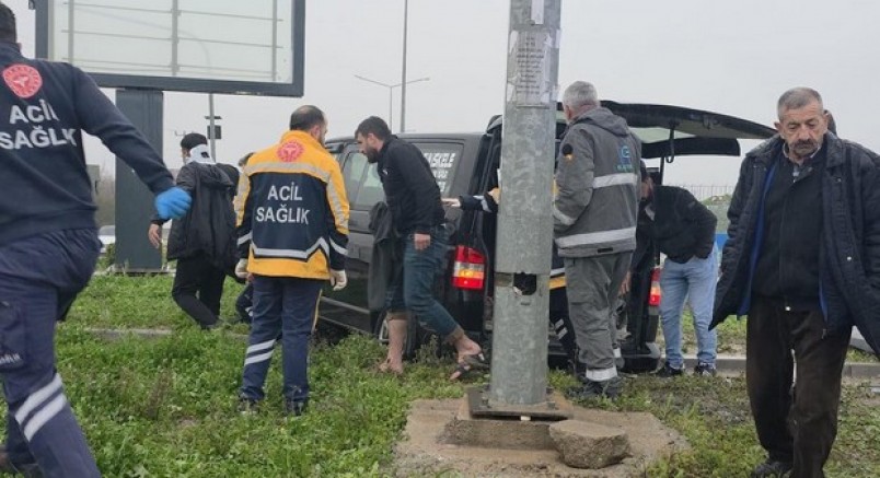 Diyarbakır'da iki araç çarpıştı: 4 yaralı