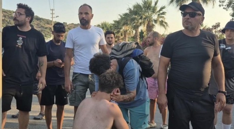 Dizi çalışanı boğazından bıçaklandı