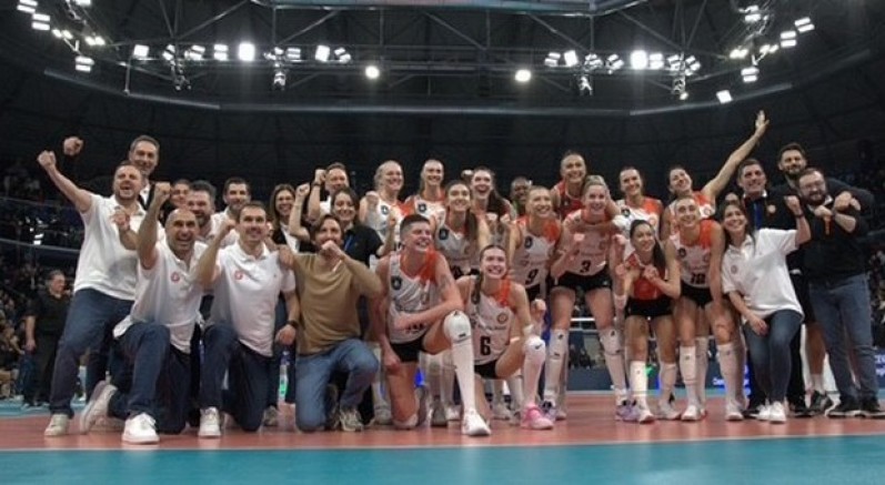Eczacıbaşı Dynavit, Şampiyonlar Ligi’nde çeyrek finalde