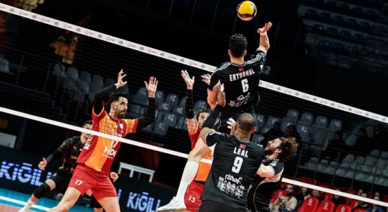 Efeler Ligi'nde Galatasaray finalde