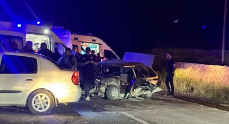 Elazığ’da otomobil ile traktör çarpıştı: 5 yaralı