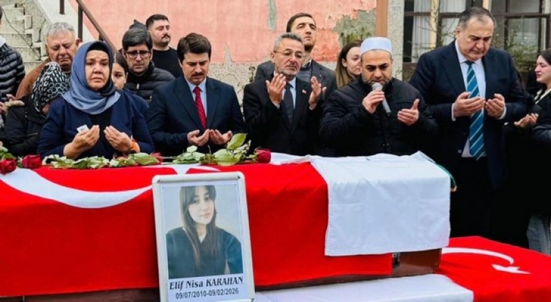 Elif Nisa toprağa verildi