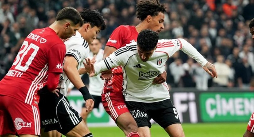 Emirhan Topçu cezalı duruma düştü