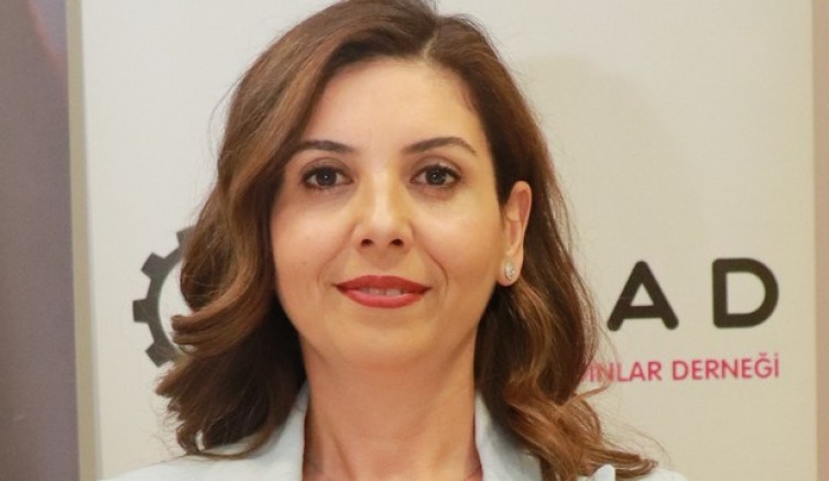 Entrikalı Dolap Komedyası turneye çıkıyor
