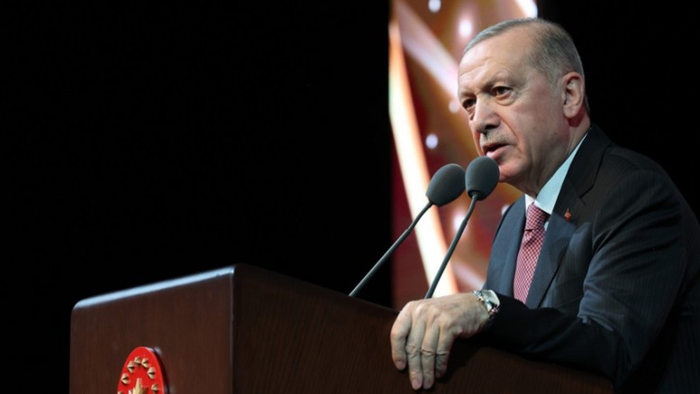 Erdoğan, Özgür Özel'e sert çıktı: Korkunun ecele faydası yok