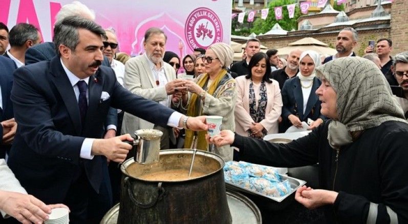 Erguvan Bayramı coşkusu sona erdi