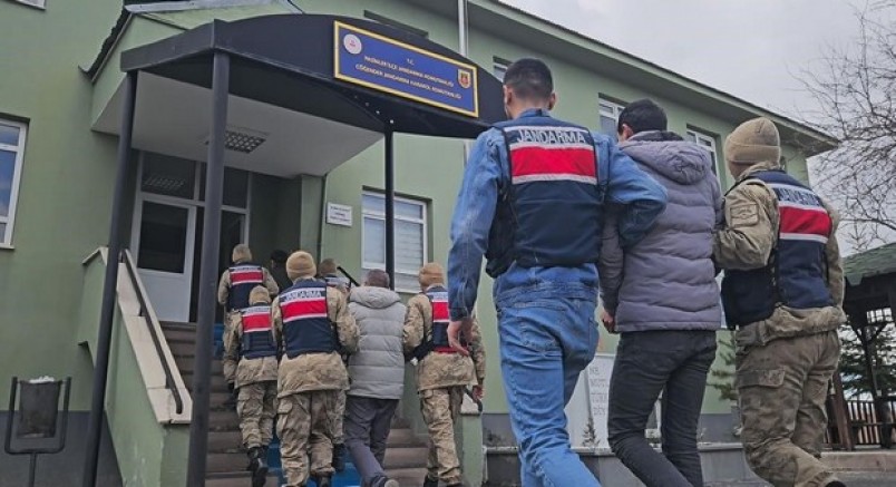 Erzurum’da 73 düzensiz göçmen yakalandı