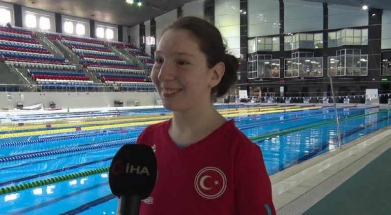 Esra Yüce, 3 kez dünya şampiyonu oldu