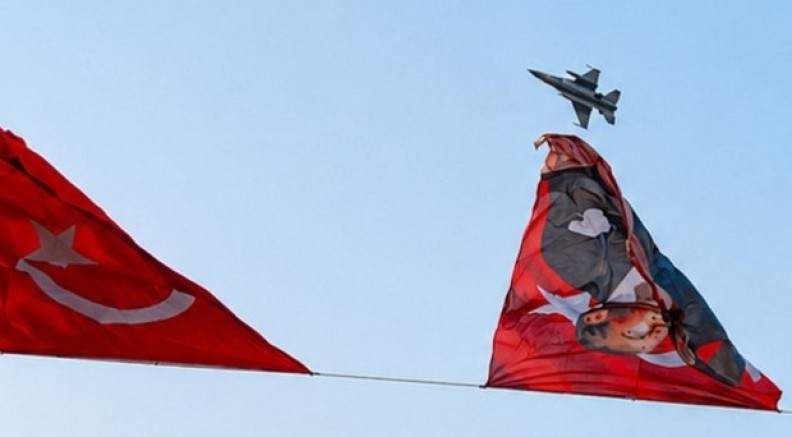 F-16’lardan nefes kesen gösteri