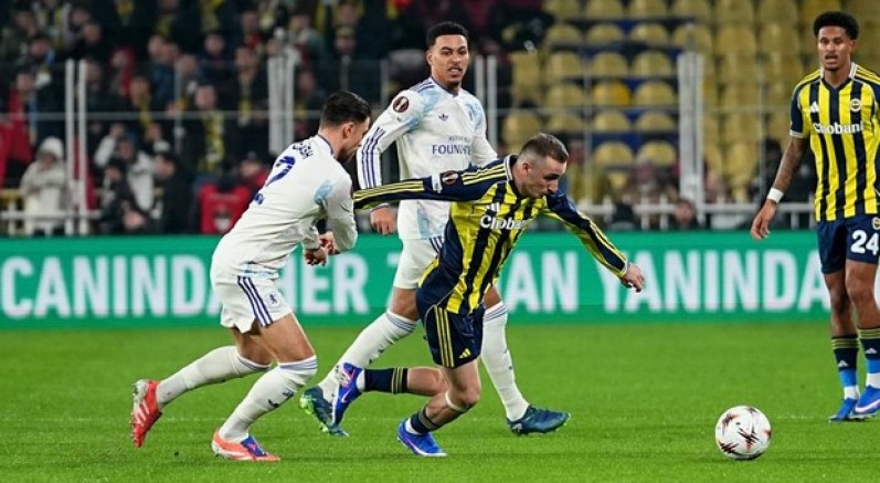 Fener ilk 45 geride: 0-1