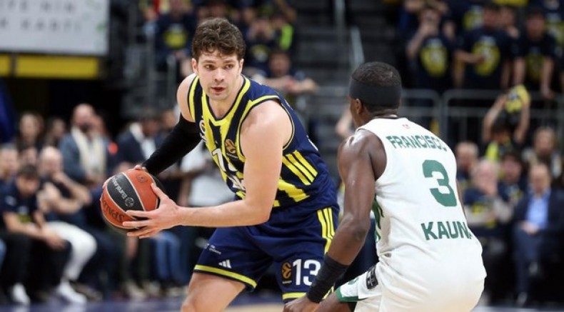 Fenerbahçe, 8. kez Final Four için parkede