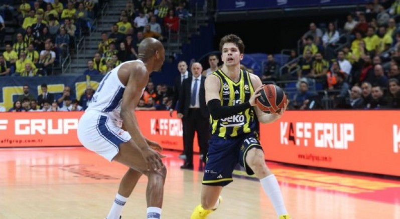Fenerbahçe-A. Efes: 79-62