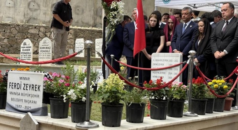 Ferdi Zeyrek'e vefa ziyareti
