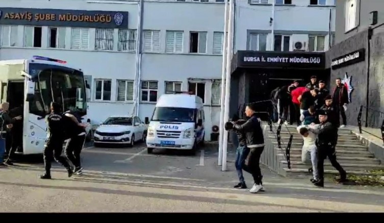 Fuhuş çetesi üyeleri tutuklandı