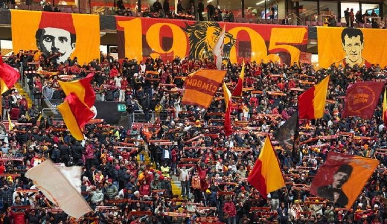 Galatasaray taraftarından tepki