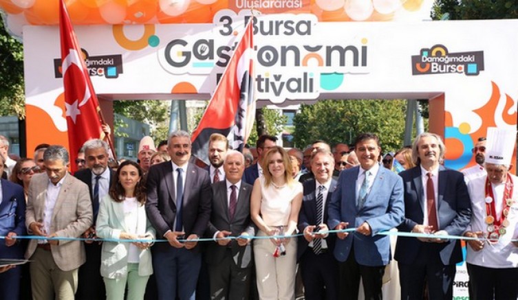Gastronomi Festivali kortej yürüyüşüyle başladı