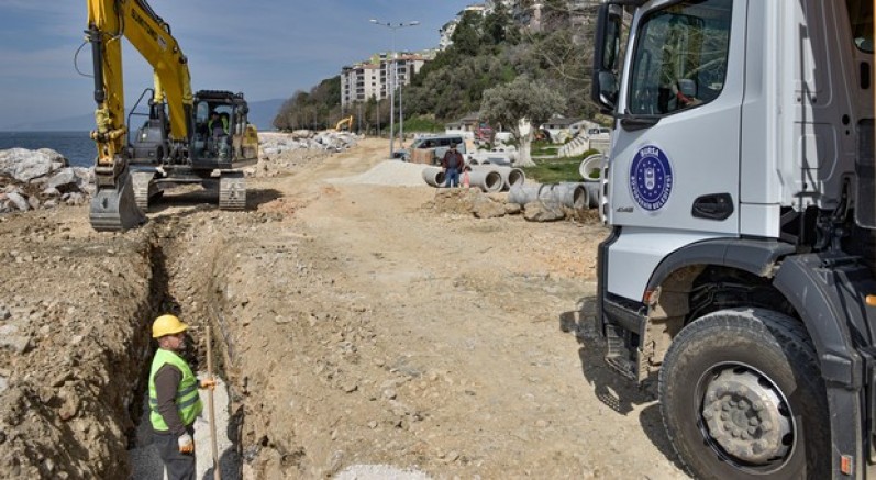 Gemlik’in altyapısı Büyükşehir’le güçleniyor