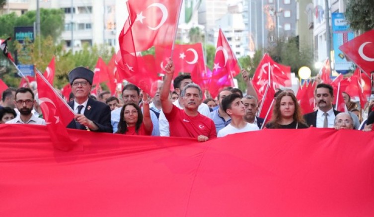 Gemlik'te coşkulu kutlama