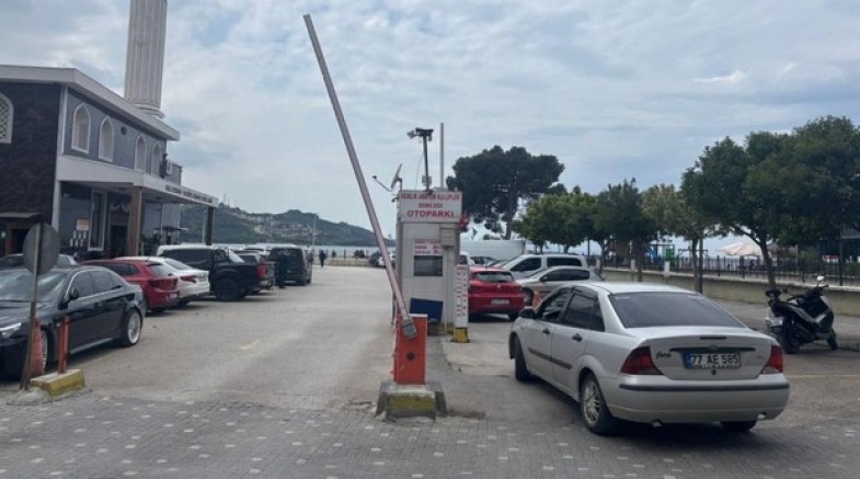 Gemlik’te işgalcilere kaymakamlık müdahalesi