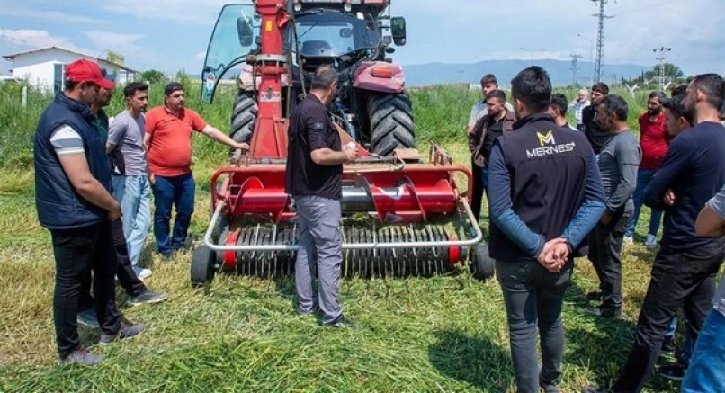 Genç çiftçi akademisinde eğitim saati