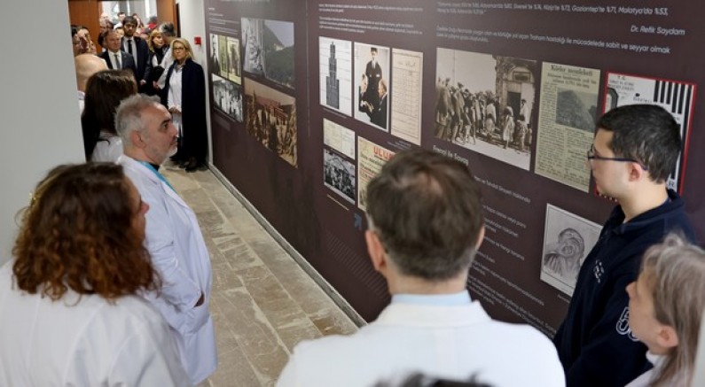 Genç Cumhuriyet’in sağlık alanındaki başarıları sergiyle anlatıldı