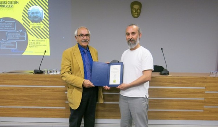 Genel merkezini göz bebeği
