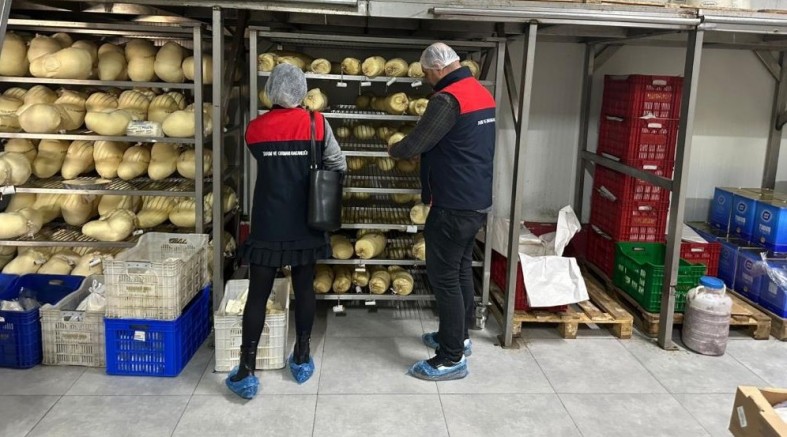Gıda denetimlerinde "yaka kamerası" uygulamasına geçiliyor