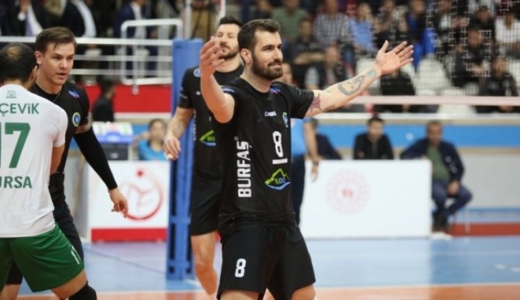 Gökhan Gökgöz yeniden Bursa Büyükşehir Belediyespor'da