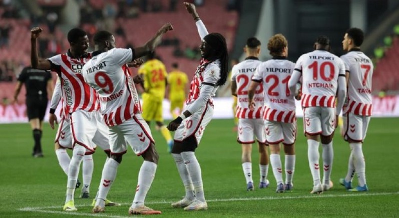 Göztepe, Samsun'da dağıldı: 3-0