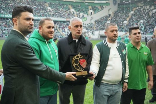 Hacıosmanoğlu'dan Bursaspor'a övgü; Süper Lig yakışır