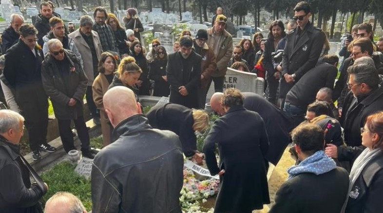 Haldun Dormen Edirnekapı Mezarlığı’nda toprağa verildi