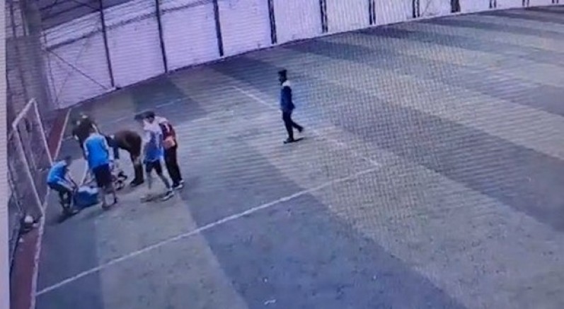 Halı sahada yürek yakan ölüm