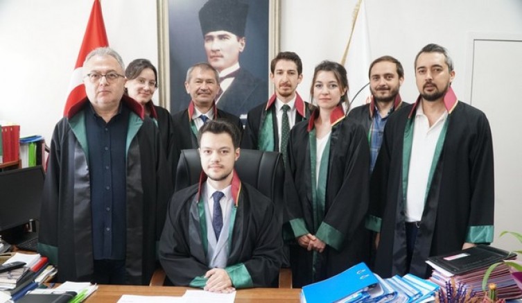 Halkın ve doğanın yanında