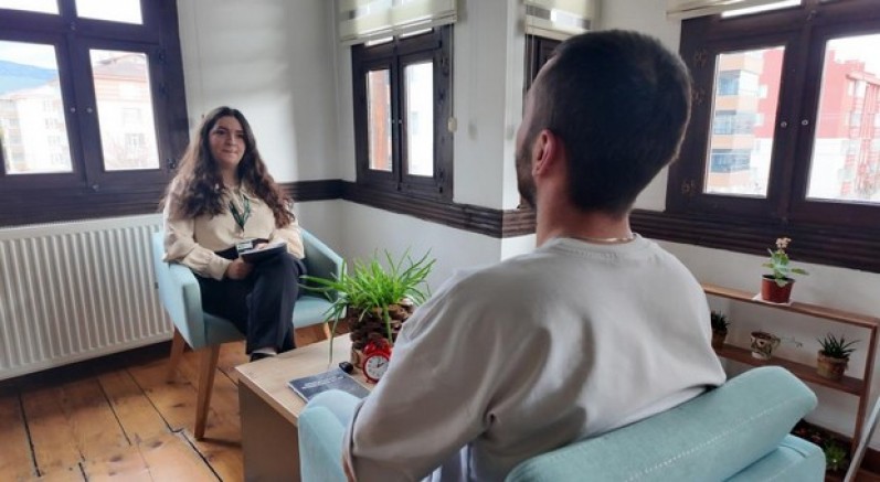 Hastanede yattım, parkta yattım, dışarıda yattım