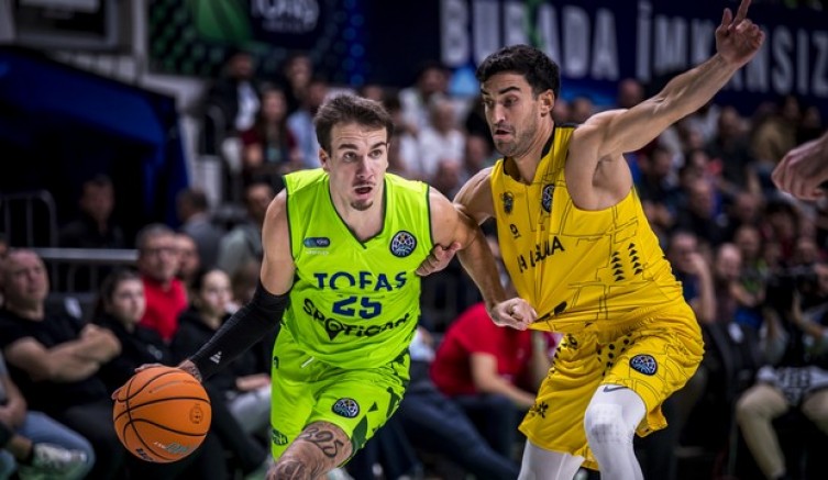 Hücumda kötü olunca: 64-81