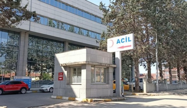 Huzurevinde yemekten zehirlendiler