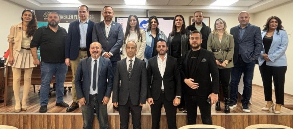 İGD'de Mesut Demir güven tazeledi