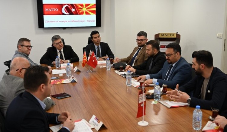 İlk ilk gezisinde ihracat bağlantıları