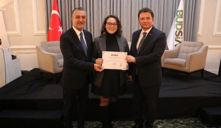 İlk konuk Başkan Aydın