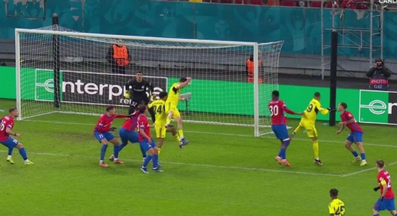 İlk yarı bitti: 0-1